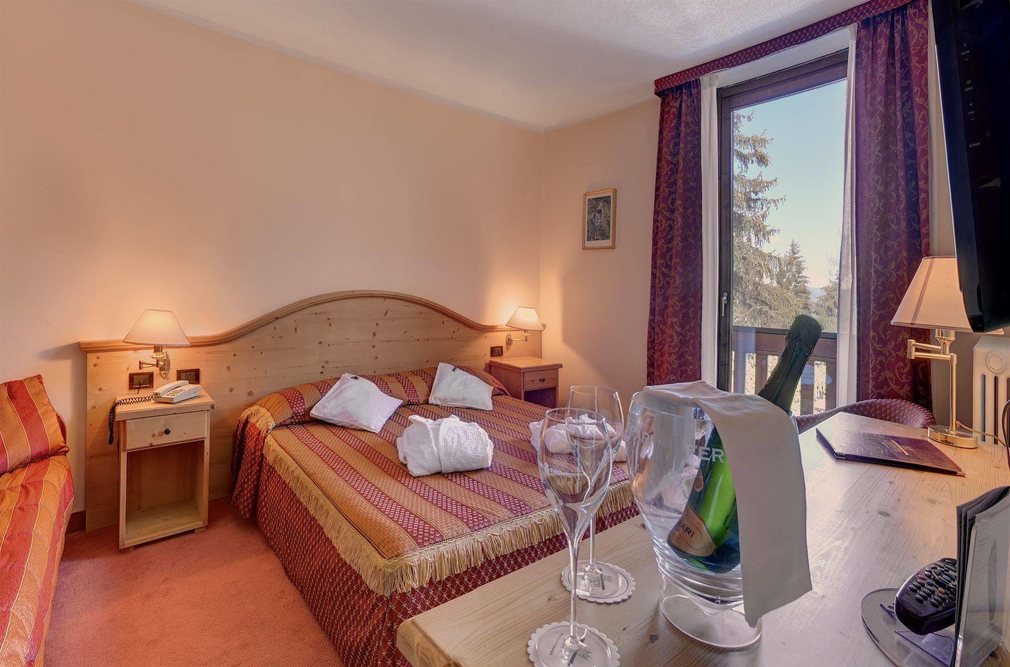 Hotel Caminetto Folgarida Ngoại thất bức ảnh